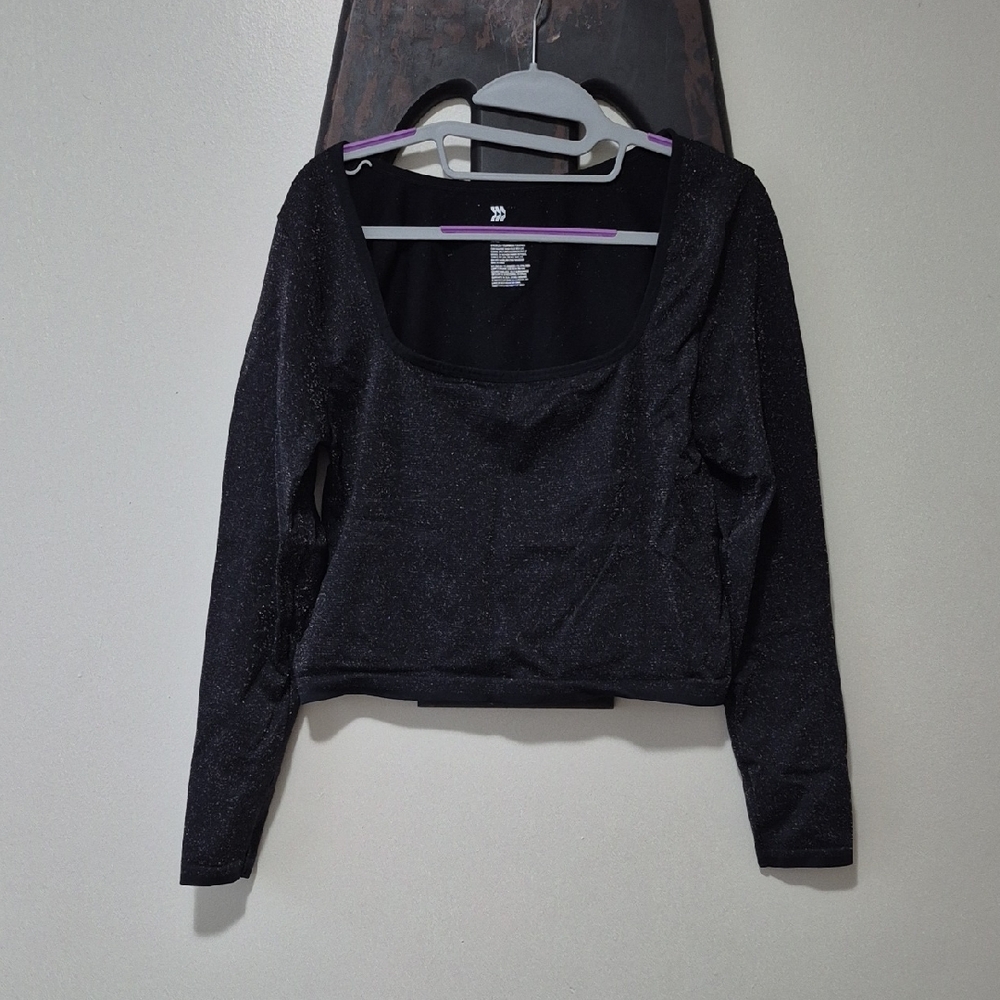 all in motion Black Sparkle Scoop Neck Crop Top